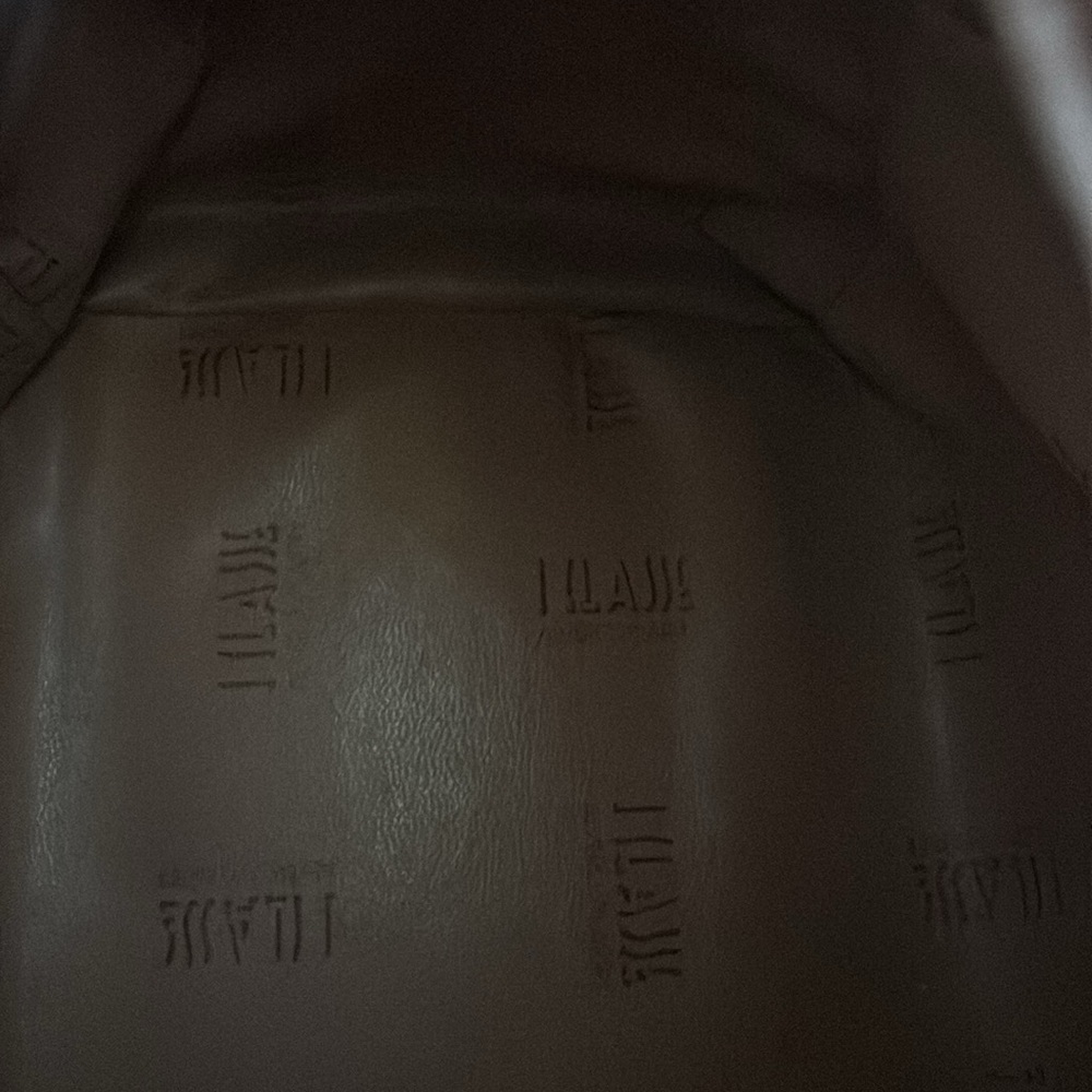 1’ Classe Alviero martini bag in good condition - Picture 7 of 9